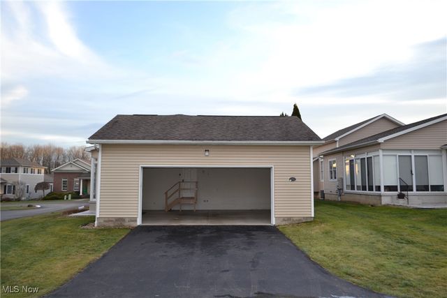 1805 E Western Reserve Road 52, Poland, OH 44514