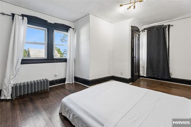 908-910 S 16th Street, Newark, NJ 07108
