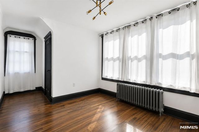 908-910 S 16th Street, Newark, NJ 07108