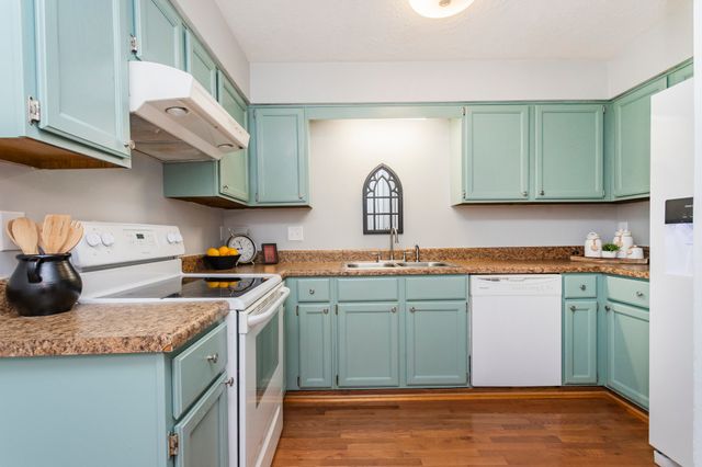 217 Ellington Place, Madison, TN 37115