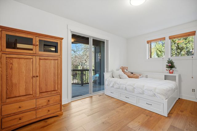 15 SW Quail Butte Place, Bend, OR 97702