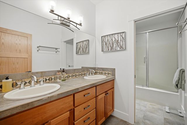 15 SW Quail Butte Place, Bend, OR 97702