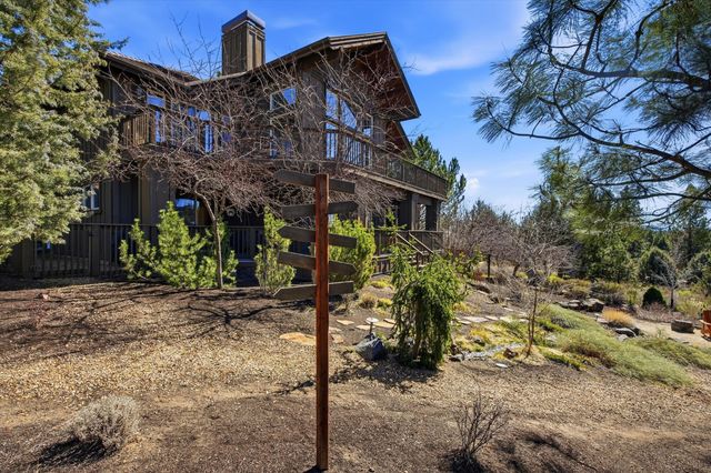 15 SW Quail Butte Place, Bend, OR 97702