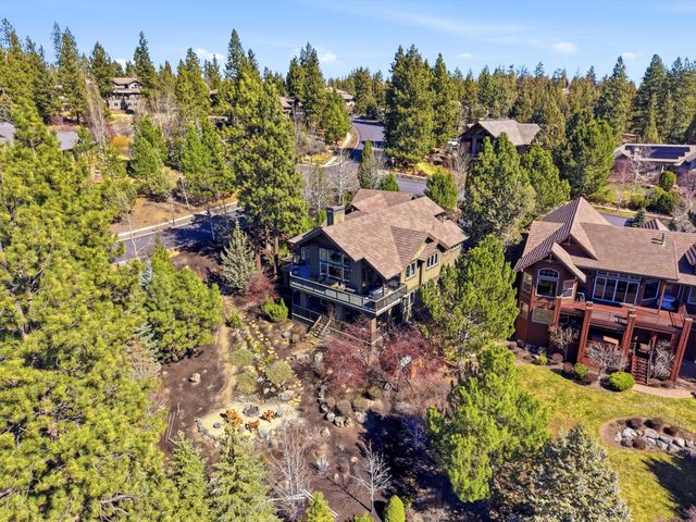 15 SW Quail Butte Place, Bend, OR 97702