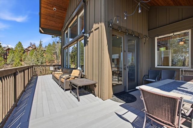 15 SW Quail Butte Place, Bend, OR 97702