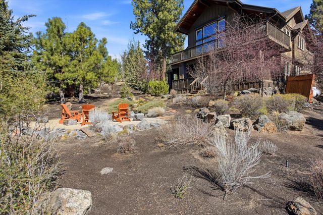 15 SW Quail Butte Place, Bend, OR 97702