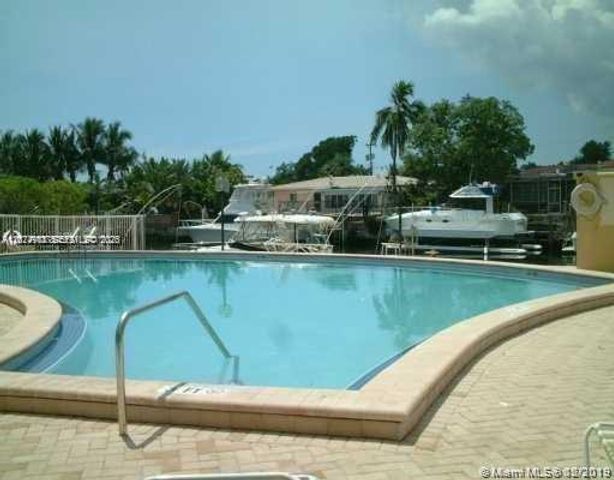 2020 NE 135th St 503, North Miami, FL 33181