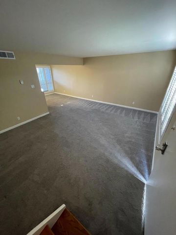 1504 Day Avenue G, San Mateo, CA 94403