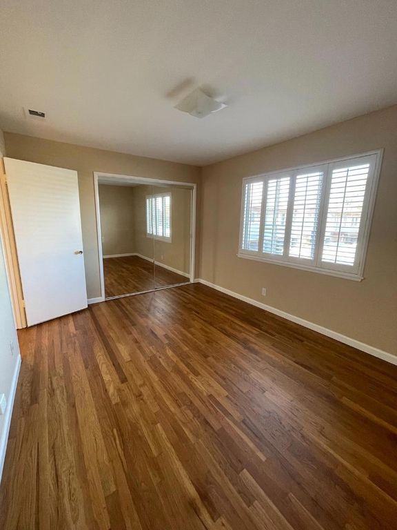 Image 16 of property listing at 1504 Day Avenue G, San Mateo, CA 94403