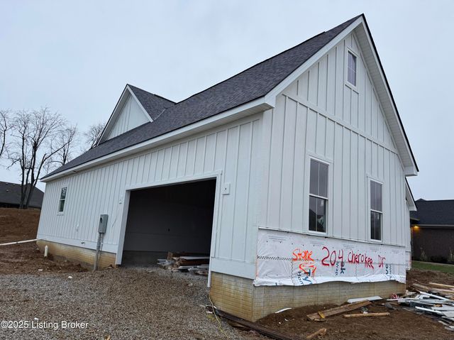 204 Cherokee Dr, Shelbyville, KY 40065