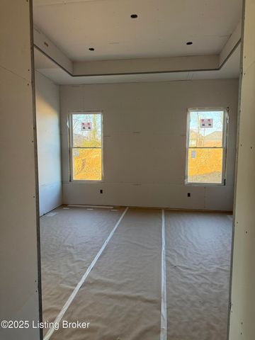 204 Cherokee Dr, Shelbyville, KY 40065