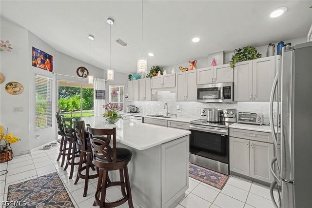 15212 Palm Isle DR, Fort Myers, FL 33919