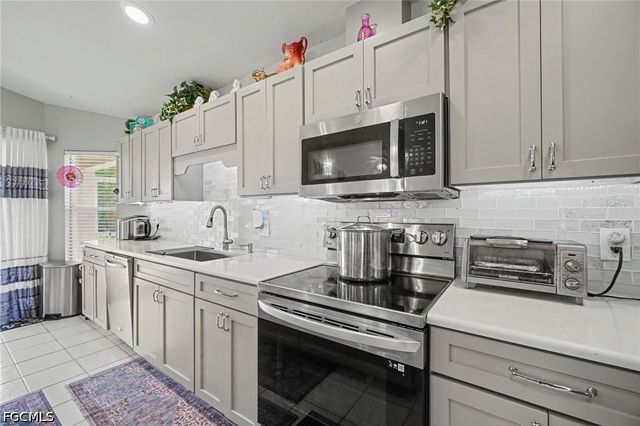 15212 Palm Isle DR, Fort Myers, FL 33919