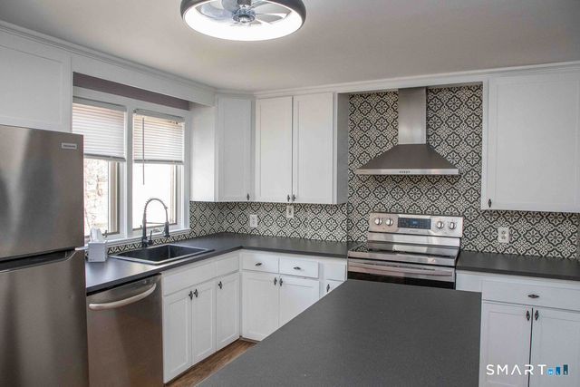 11 Foley Road, Portland, CT 06480