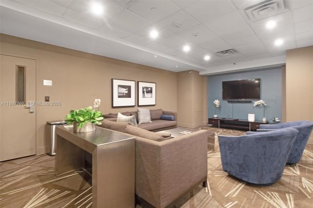 5701 Collins Ave 1707, Miami Beach, FL 33140