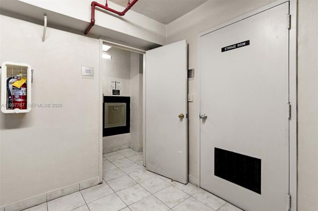 5701 Collins Ave 1707, Miami Beach, FL 33140