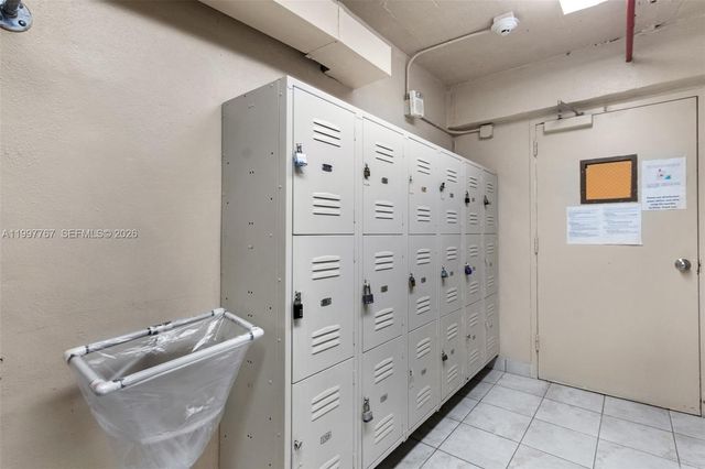 5701 Collins Ave 1707, Miami Beach, FL 33140