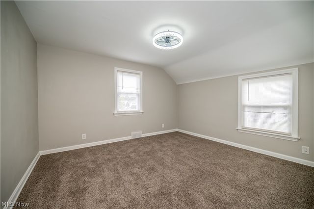 186 Creed Street, Struthers, OH 44471
