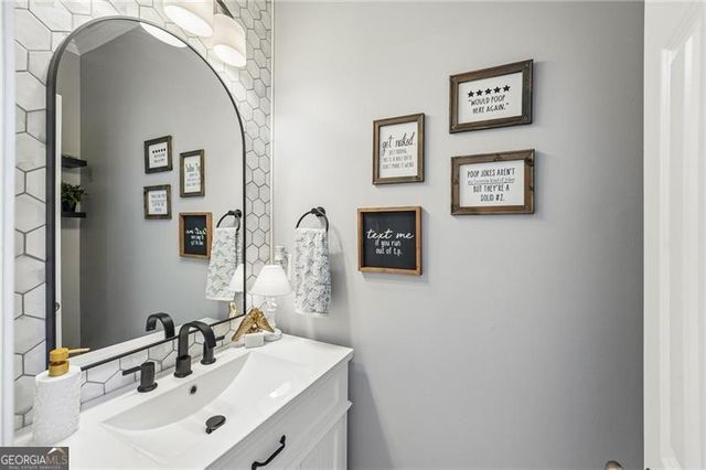 921 Laurel Wood Court, Canton, GA 30115