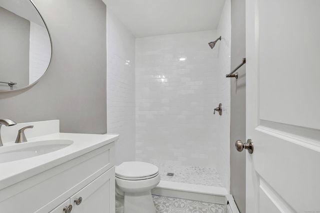 19 Good Hill Road, Oxford, CT 06478