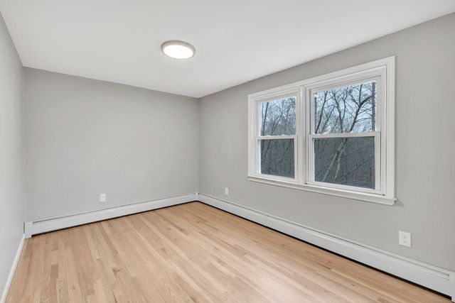 19 Good Hill Road, Oxford, CT 06478