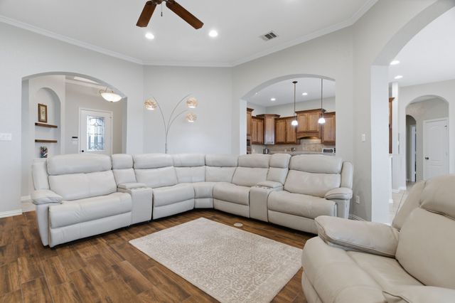 602 Christa Street, Ovilla, TX 75154