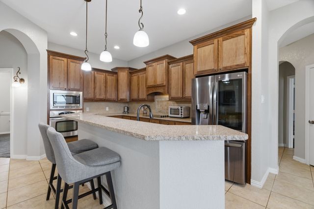602 Christa Street, Ovilla, TX 75154