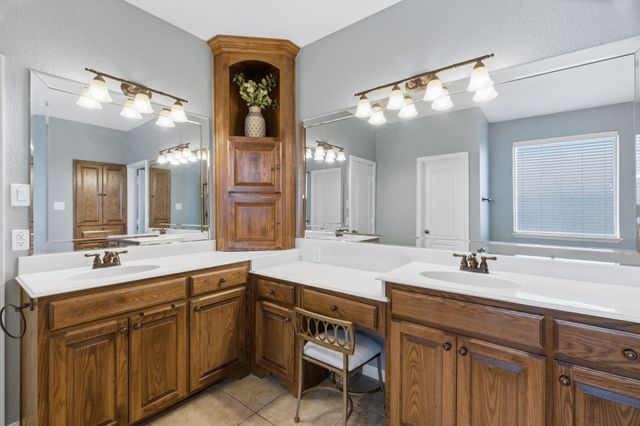 602 Christa Street, Ovilla, TX 75154