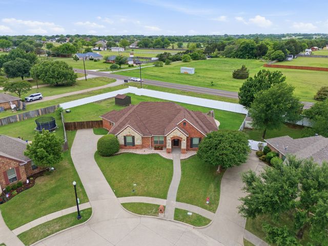 602 Christa Street, Ovilla, TX 75154