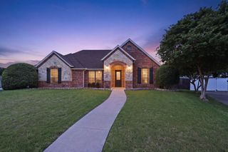602 Christa Street, Ovilla, TX 75154