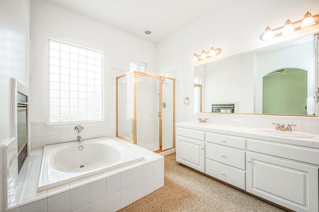 2404 E Pryor Drive, Fresno, CA 93720