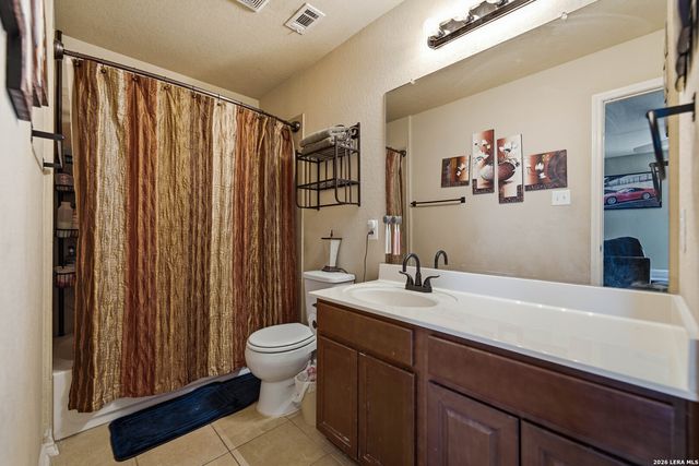 13805 TIVOLI GDNS, Live Oak, TX 78233