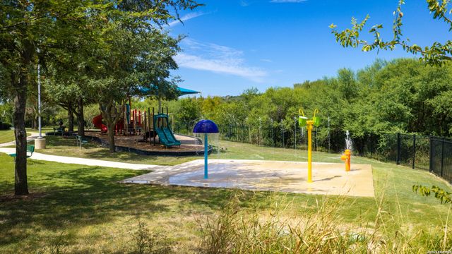 13805 TIVOLI GDNS, Live Oak, TX 78233