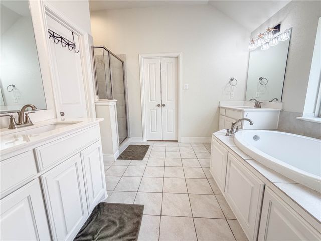 343 Abbott Lane, Waxahachie, TX 75165