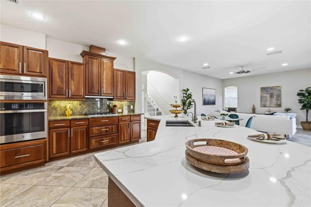 8335 BARTON FARMS BOULEVARD, Sarasota, FL 34240