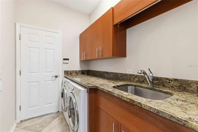 8335 BARTON FARMS BOULEVARD, Sarasota, FL 34240