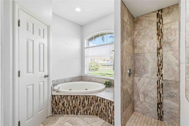 8335 BARTON FARMS BOULEVARD, Sarasota, FL 34240