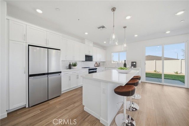 3248 E Avenue J-3, Lancaster, CA 93535