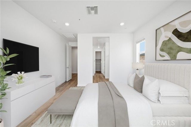 3248 E Avenue J-3, Lancaster, CA 93535