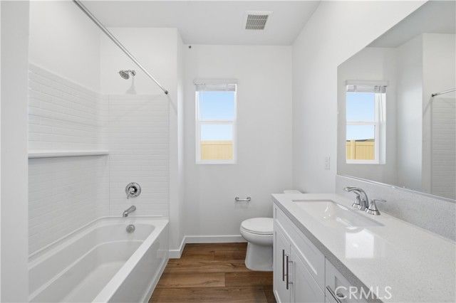 3248 E Avenue J-3, Lancaster, CA 93535