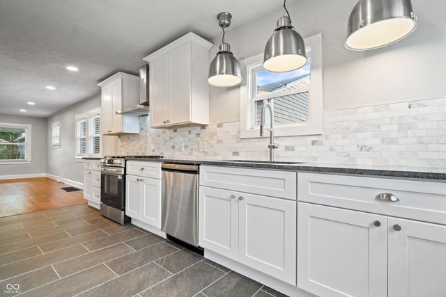 1029 Albany Street, Indianapolis, IN 46203
