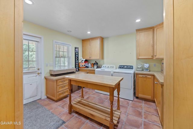 40208 W 98th Street, Leona Valley, CA 93551