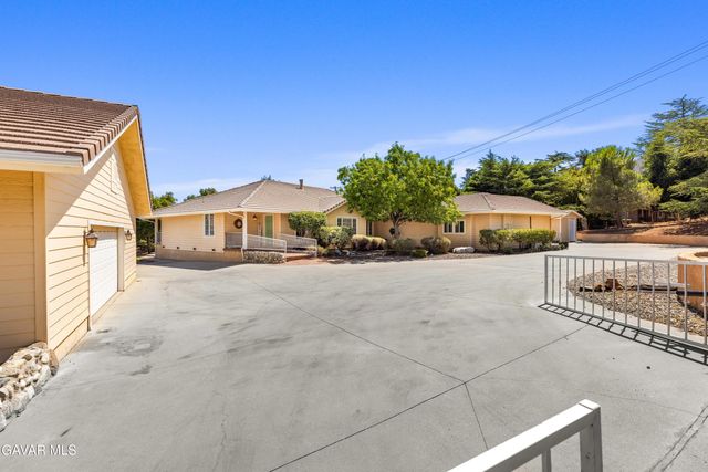 40208 W 98th Street, Leona Valley, CA 93551