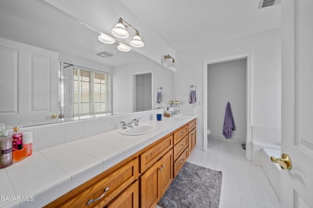 40208 W 98th Street, Leona Valley, CA 93551