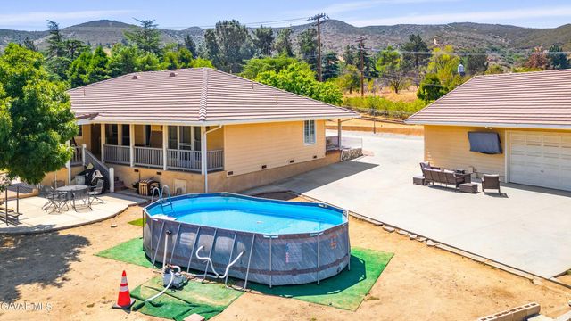 40208 W 98th Street, Leona Valley, CA 93551