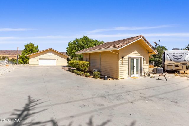 40208 W 98th Street, Leona Valley, CA 93551