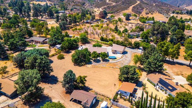 40208 W 98th Street, Leona Valley, CA 93551