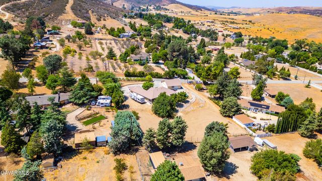 40208 W 98th Street, Leona Valley, CA 93551