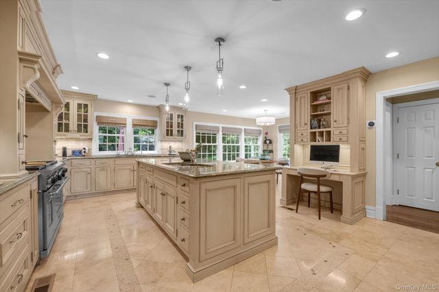 74 Litchfield Road, Port Washington, NY 11050