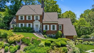 74 Litchfield Road, Port Washington, NY 11050